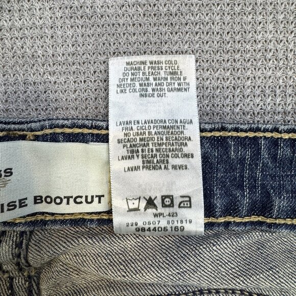 Levi Strauss Signature Womens Low Rise Bootcut Jeans Misses 18 M Blue Denim - Picture 11 of 11